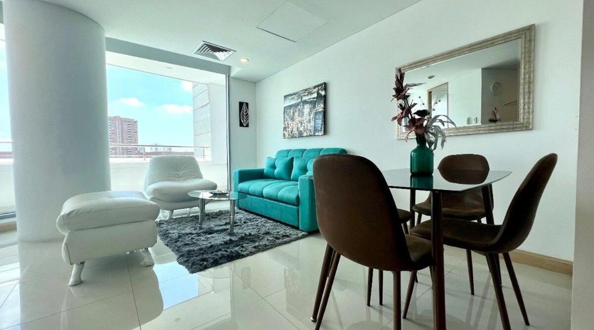 Luxury Hilton Wi-fi, Tv, Piscina Y Gym Apartment
